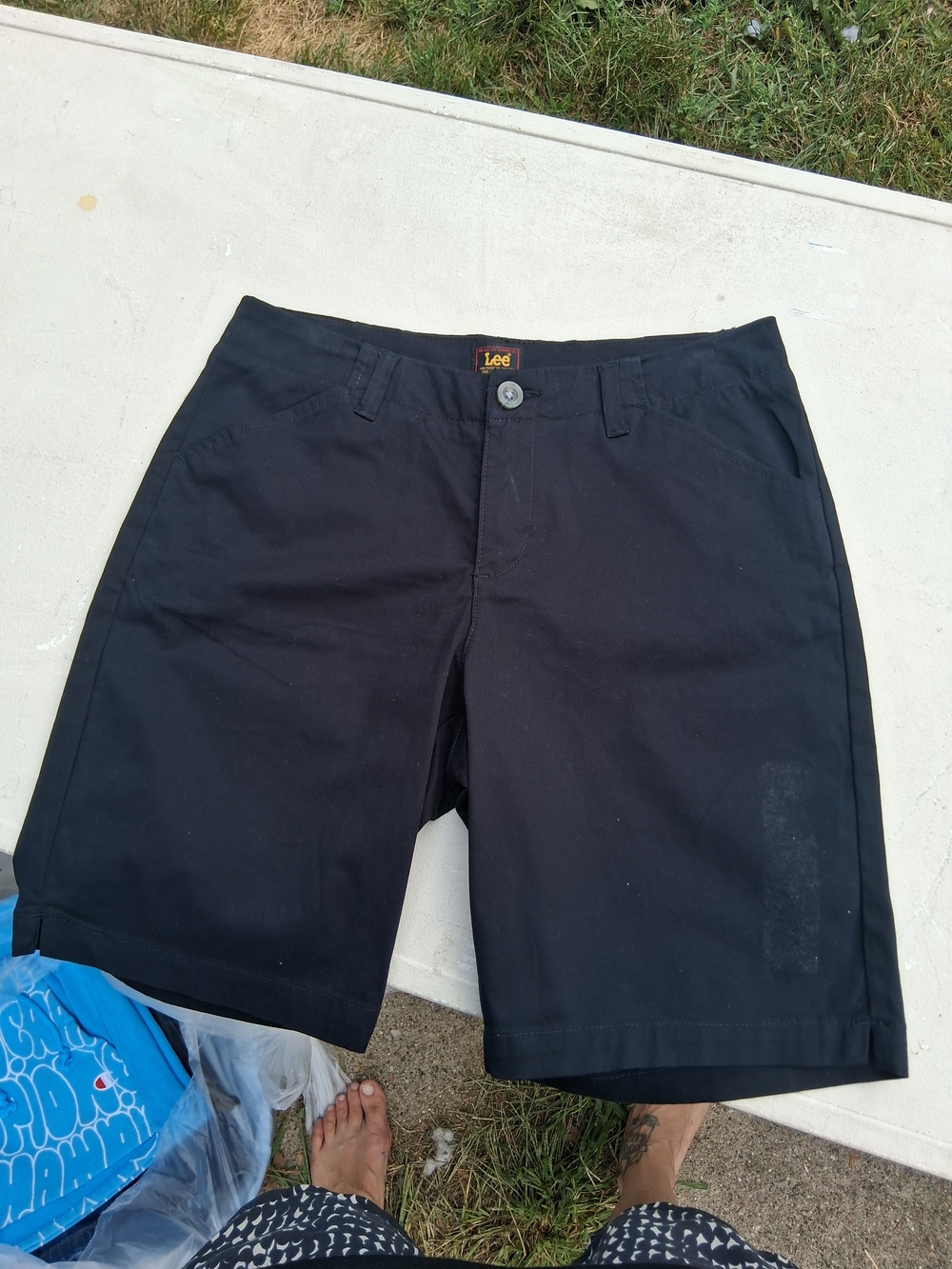 Lee Black Women's Mid-Length Cotton Blend Shorts